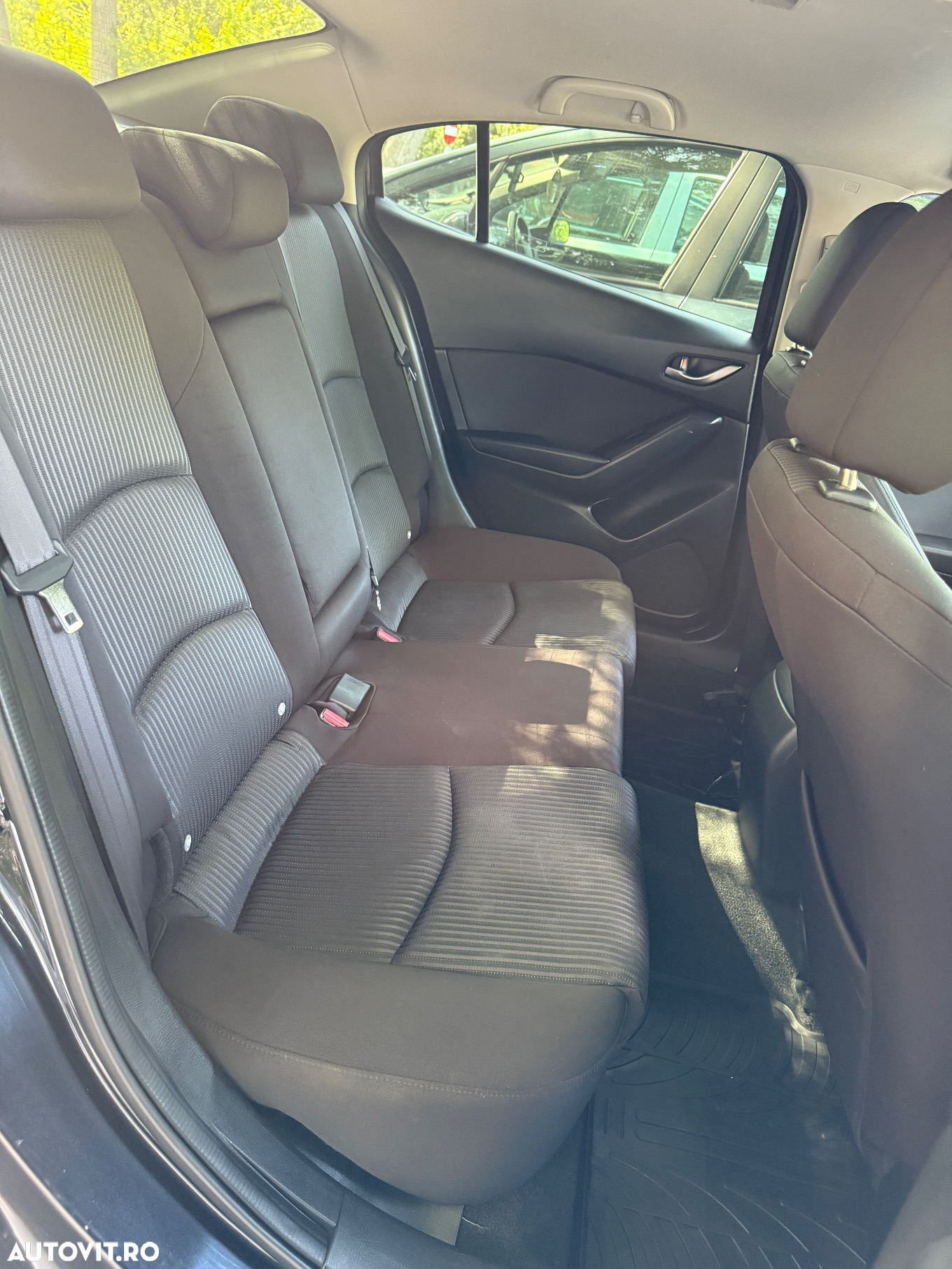 Mazda 3 G120 Attraction - 9
