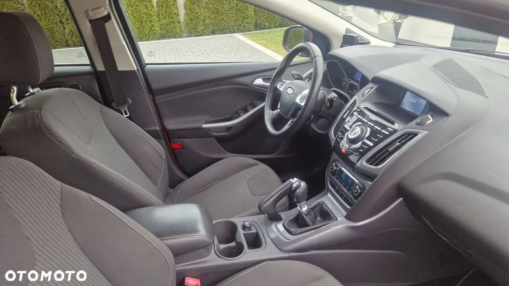 Ford Focus 1.6 TDCi DPF Titanium - 12