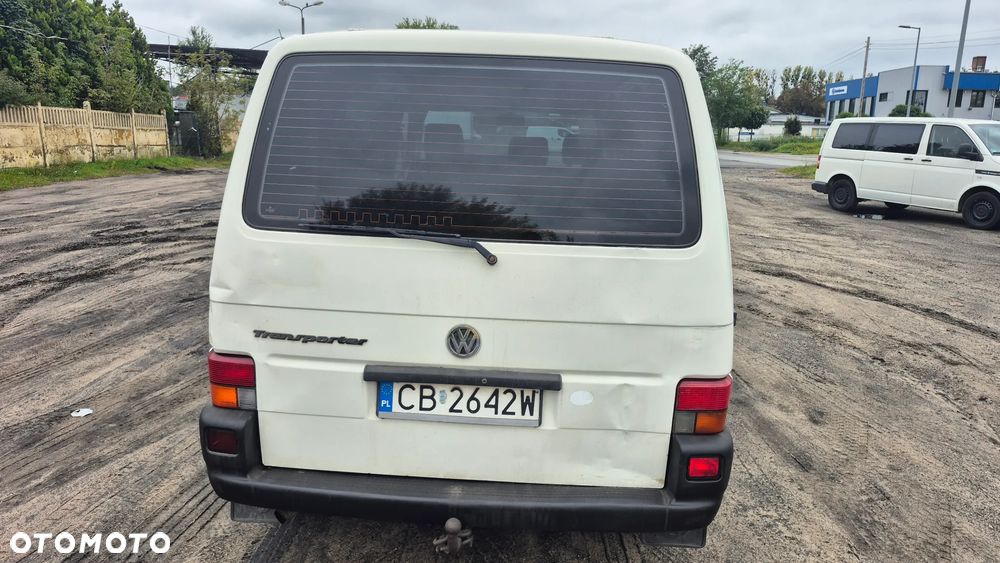 Volkswagen Transporter - 4