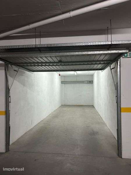 Garagem 35m2 para 2 carros