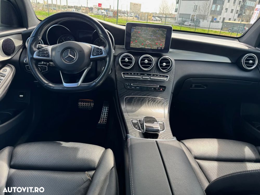 Mercedes-Benz GLC 250 4MATIC 9G-TRONIC AMG Line - 13