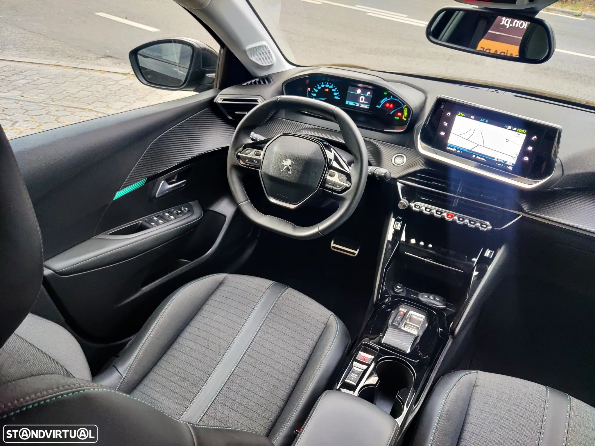 Peugeot e-208 50 kWh Allure - 18
