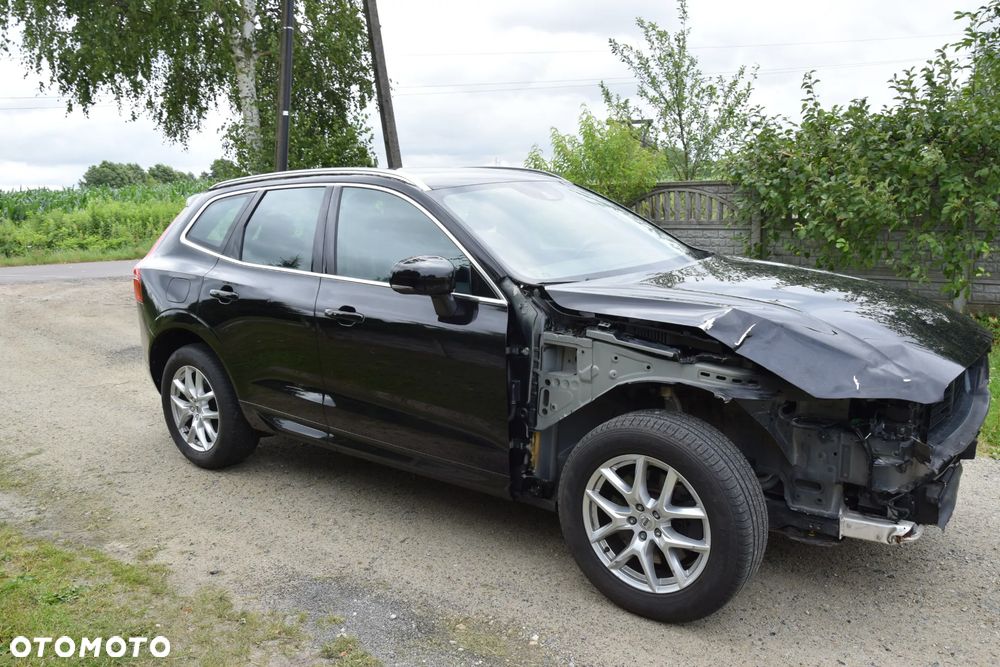 Volvo XC 60 B4 D AWD Geartronic Momentum Pro - 5