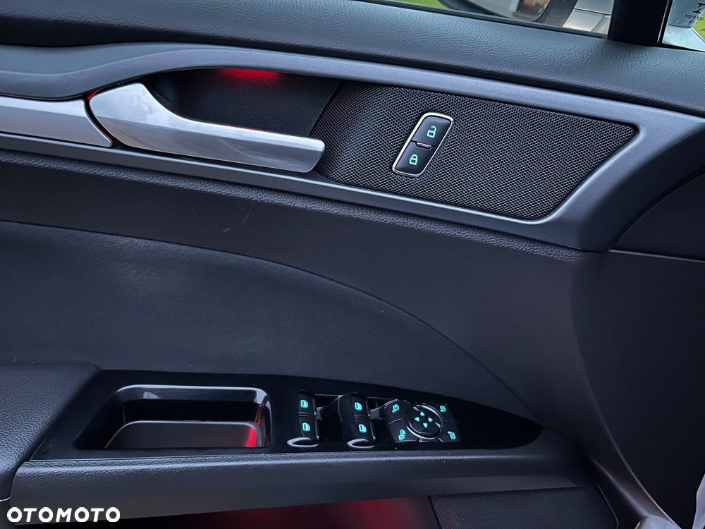 Ford Mondeo - 16