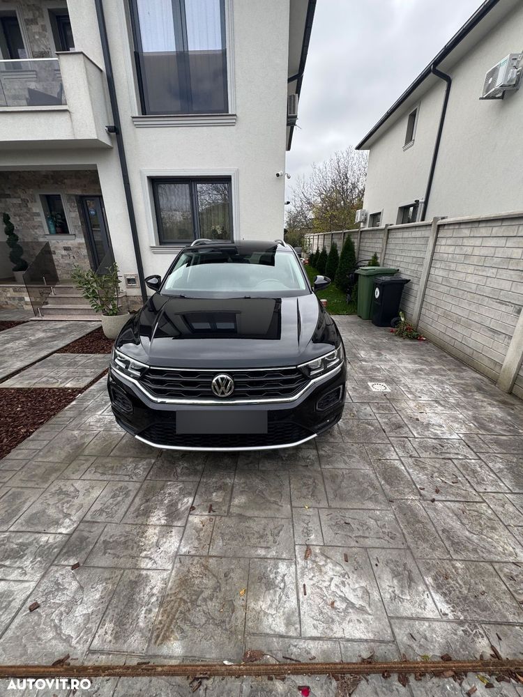 Volkswagen T-Roc - 4