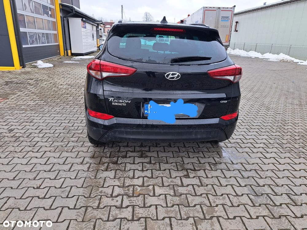 Hyundai Tucson blue 1.7 CRDi 2WD Intro Edition - 15