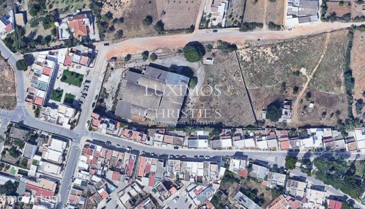 Terreno com projeto aprovado, para venda em Olhão, Algarve - Grande imagem: 3/12
