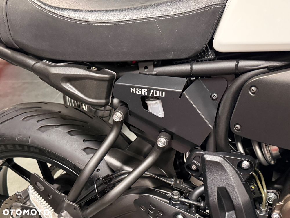 Yamaha XSR - 12