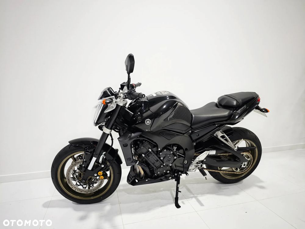Yamaha FZ - 10