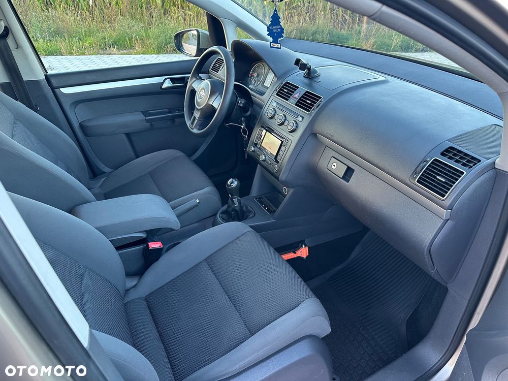 Volkswagen Touran 1.6 TDI DPF Trendline - 32