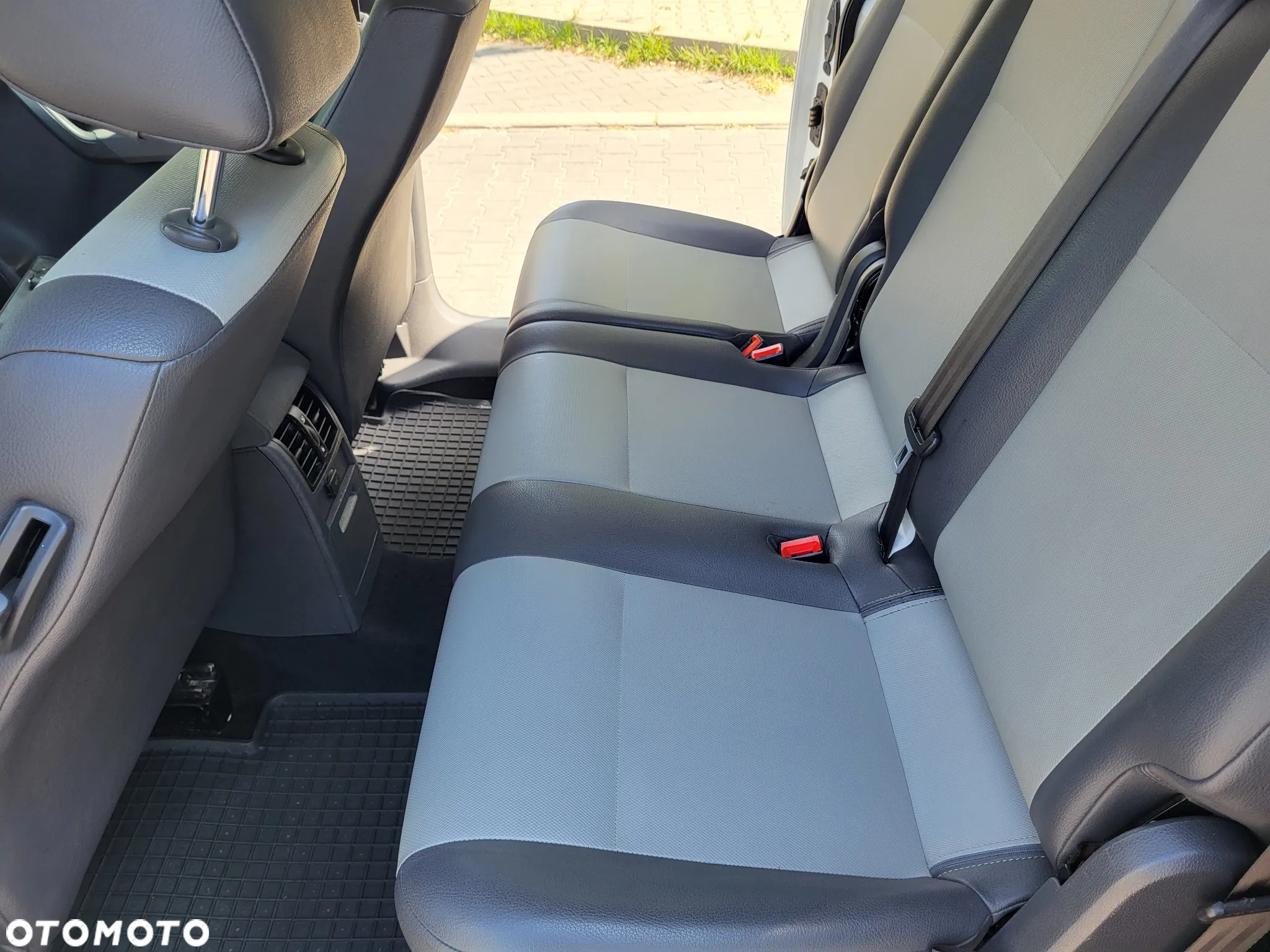 Volkswagen Caddy Maxi 1.6 TDI Trendline Mixt - 22