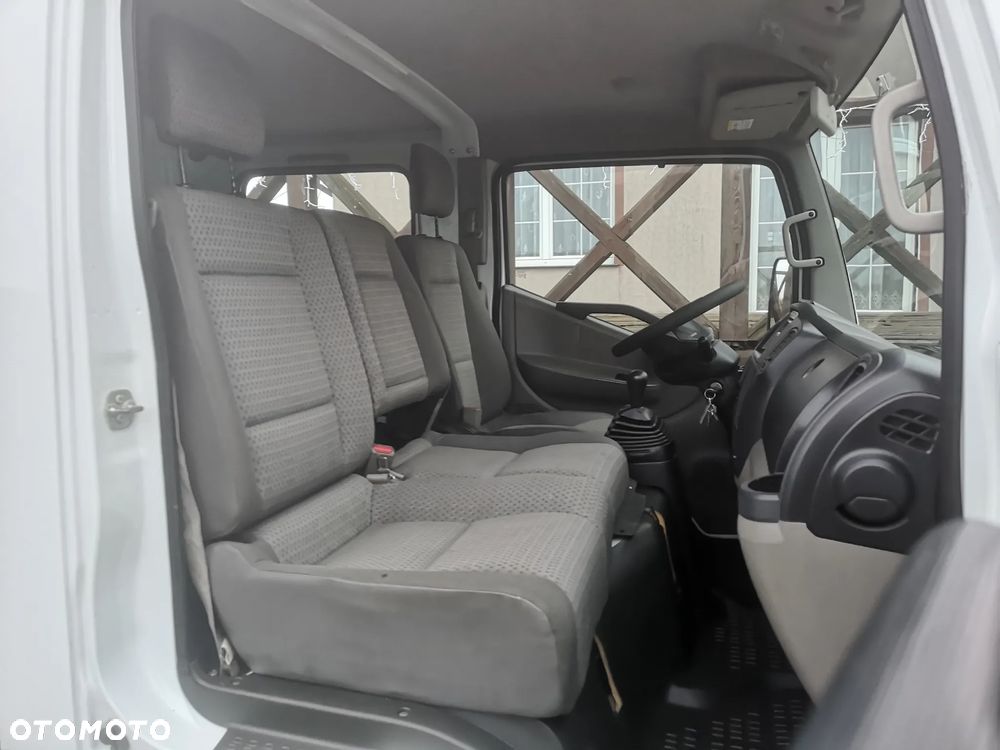 Renault Maxity 2.5dXi 140 - 12