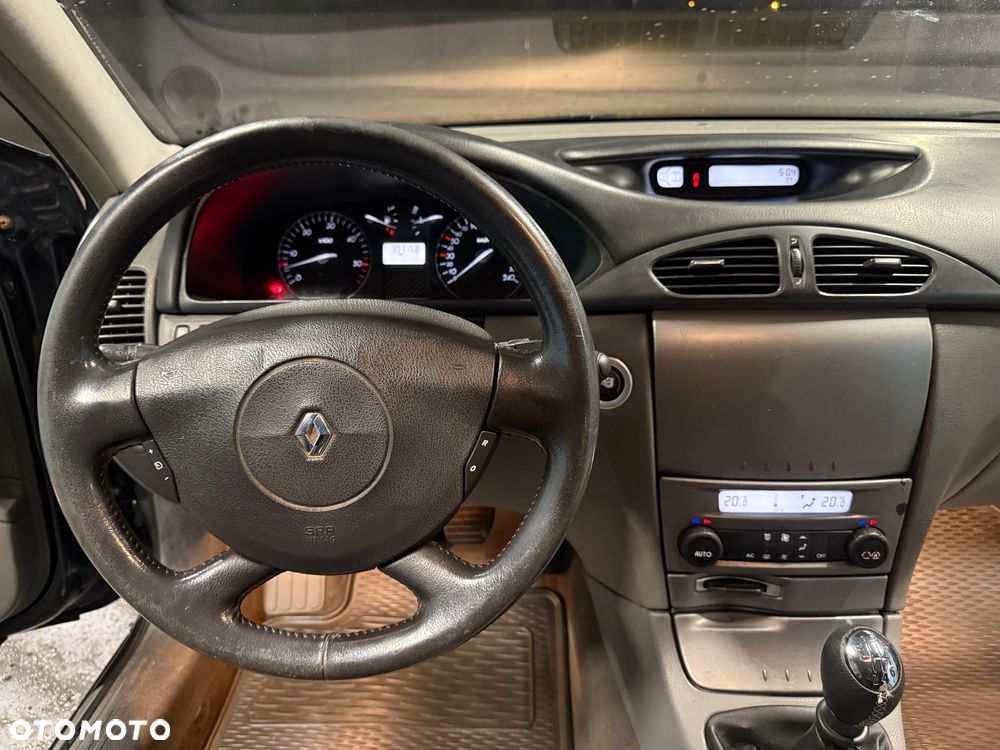 Renault Laguna - 19