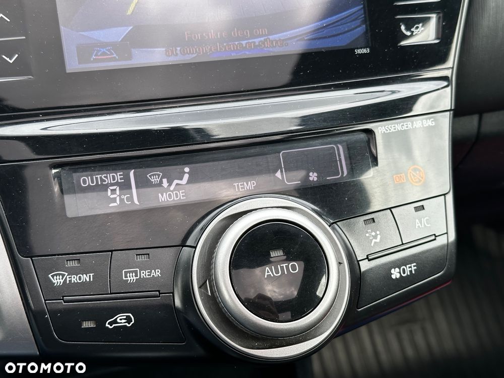 Toyota Prius+ Hybrid 135 Prestige - 26