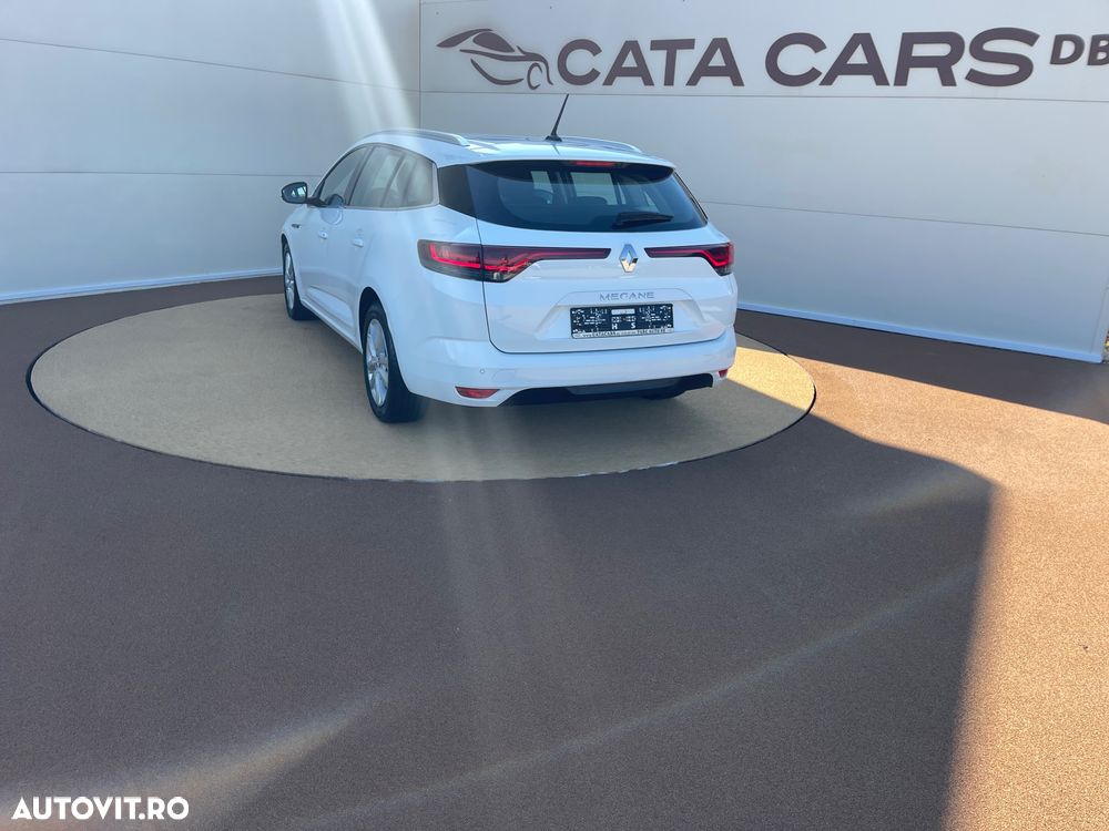 Renault Megane BLUE dCi EDC Intens - 11