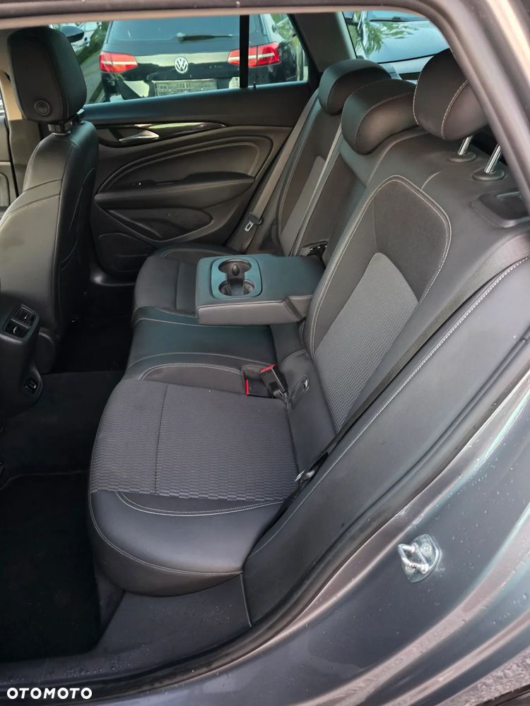 Opel Insignia 2.0 CDTI 4x4 ecoFLEX Start/Stop Business Innovation - 20