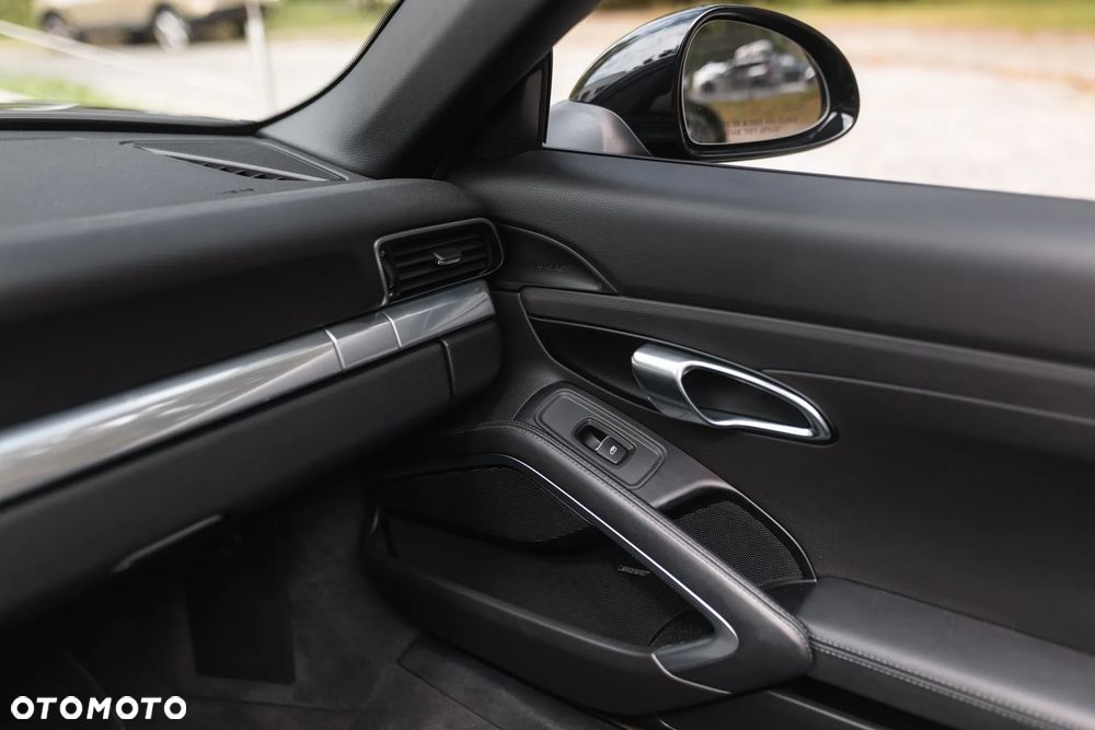 Porsche 911 Carrera S PDK - 23