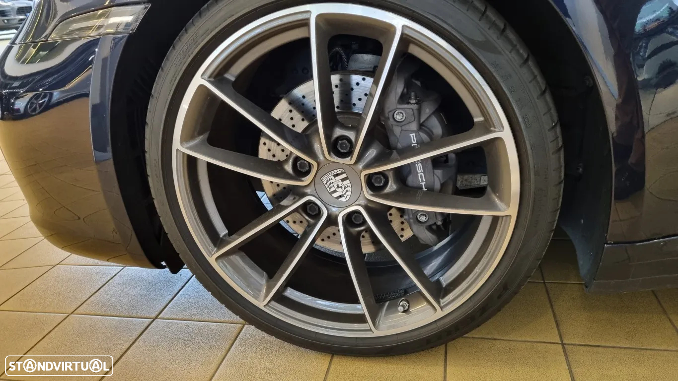 Porsche 911 (992) Carrera PDK - 20