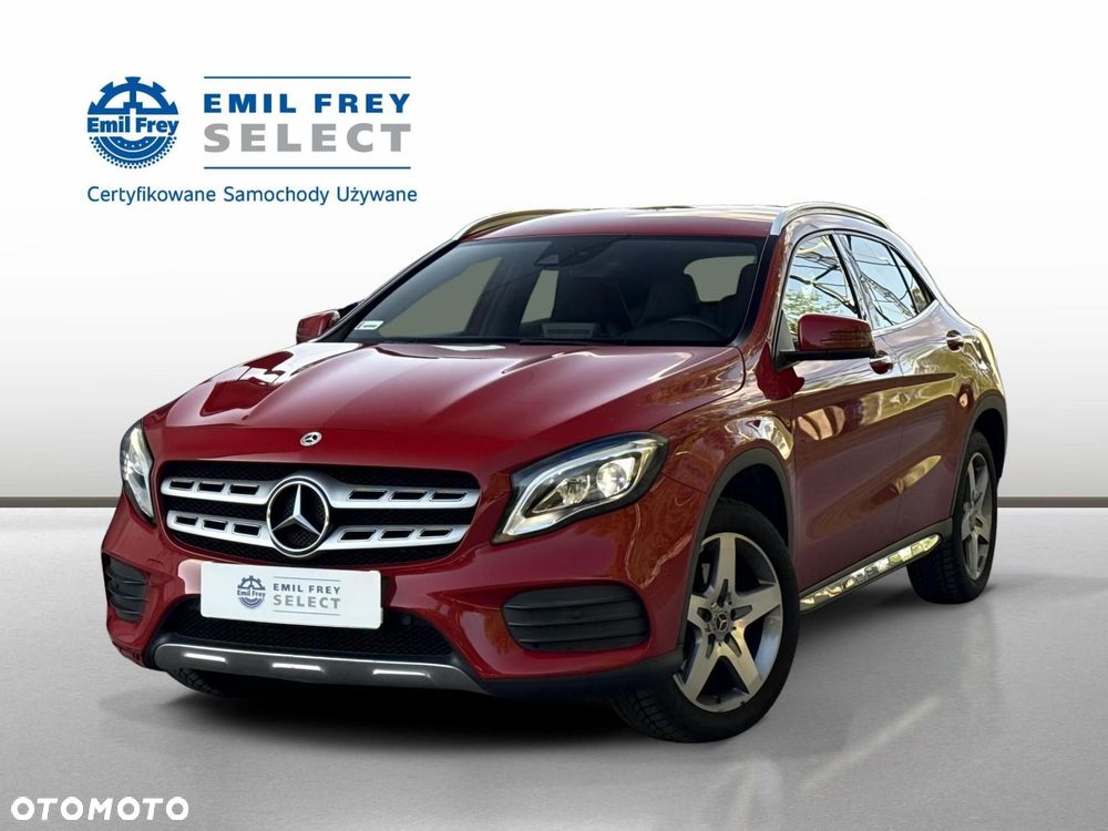 Mercedes-Benz GLA - 2