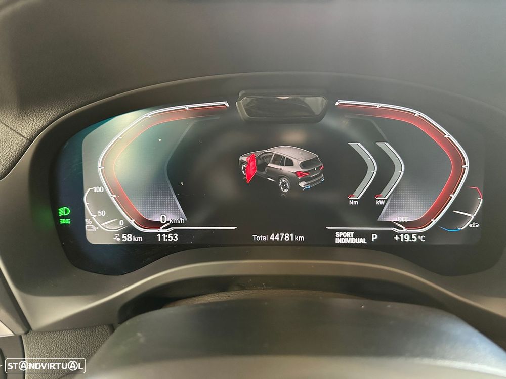 BMW iX3 M Sport Impressive - 25