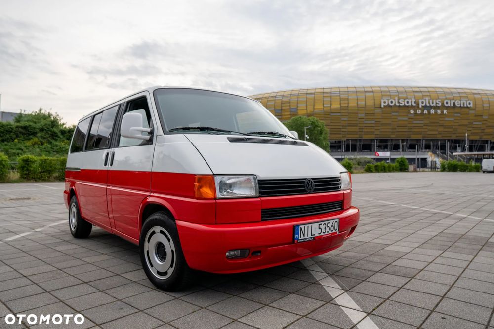 Volkswagen Multivan - 1
