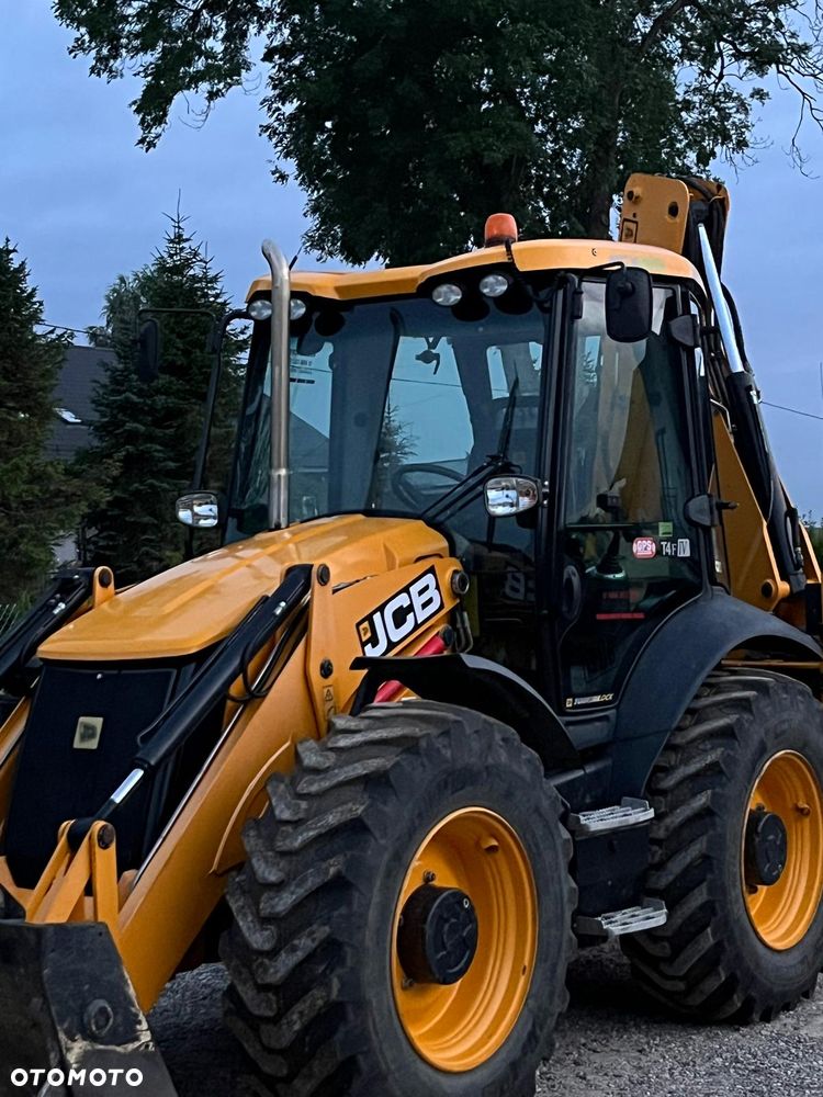 JCB 4CX - 1