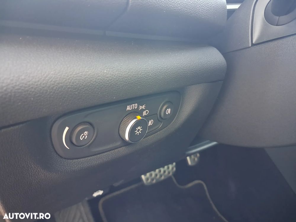 Opel Insignia - 14