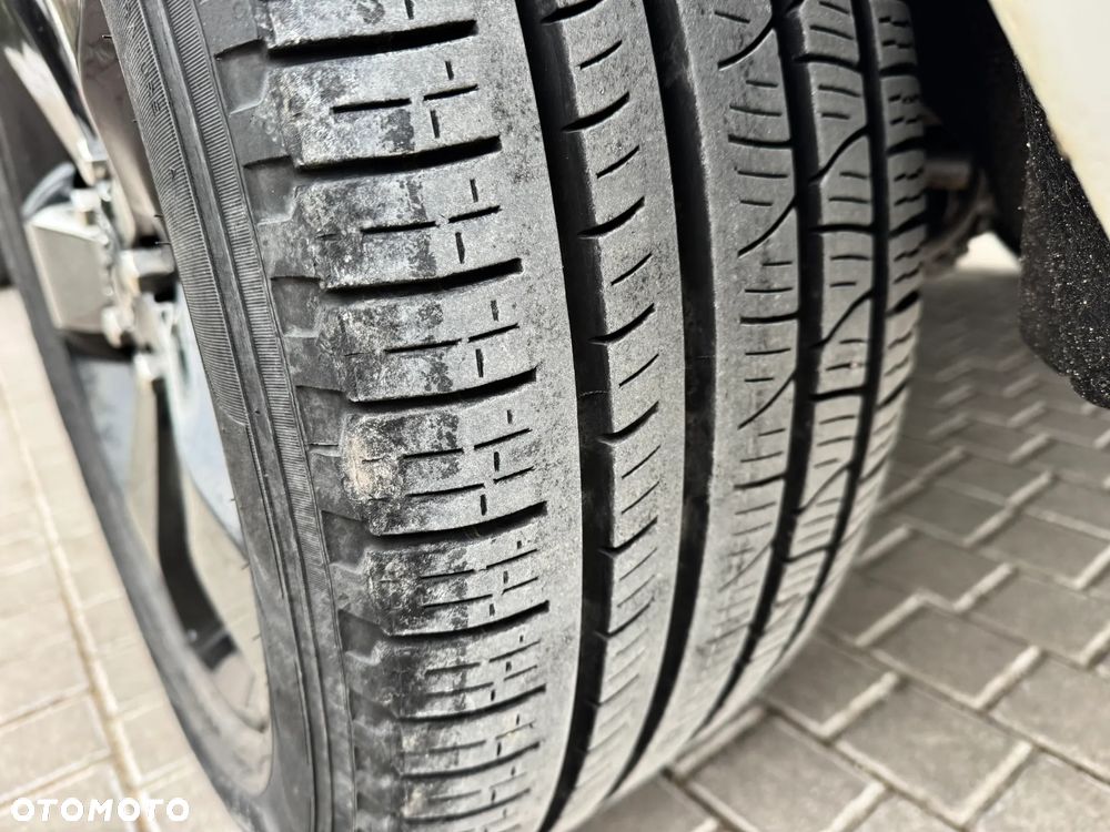 Jeep Grand Cherokee - 9