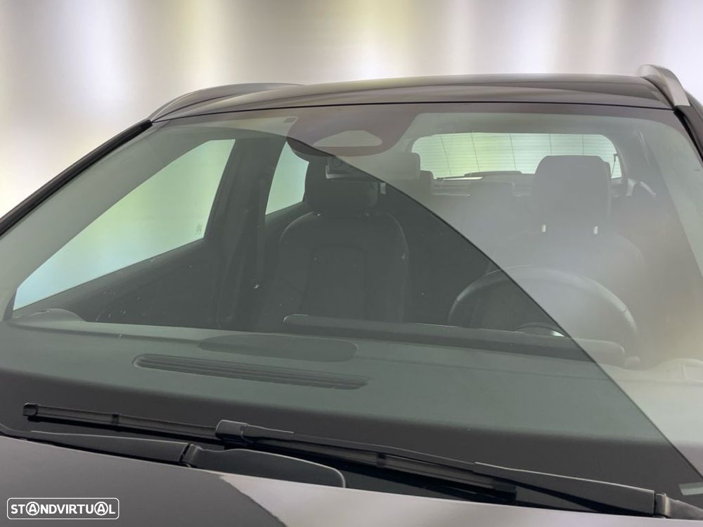 Mercedes-Benz GLA 250 e 8G-DCT Progressive - 19