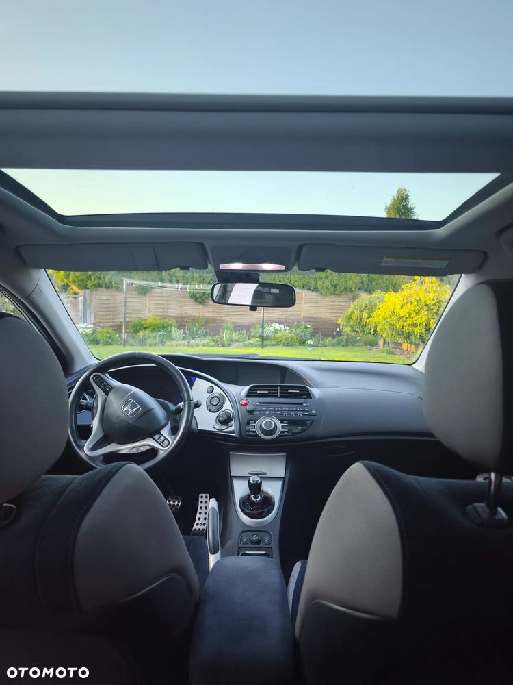 Honda Civic 1.8 Executive - 9