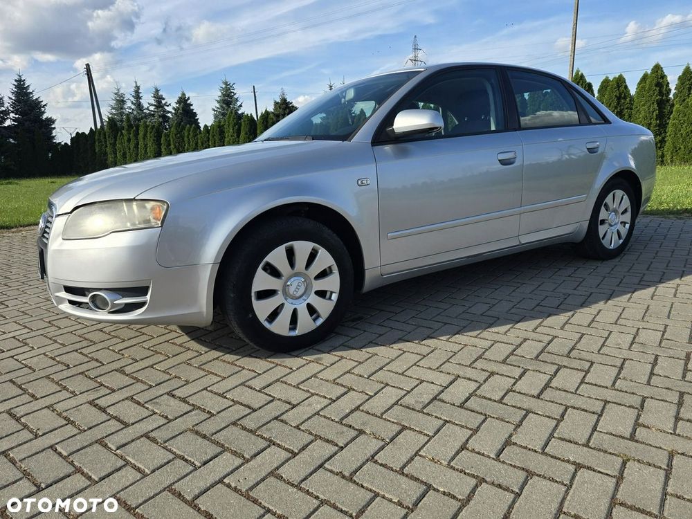 Audi A4 Limousine - 6