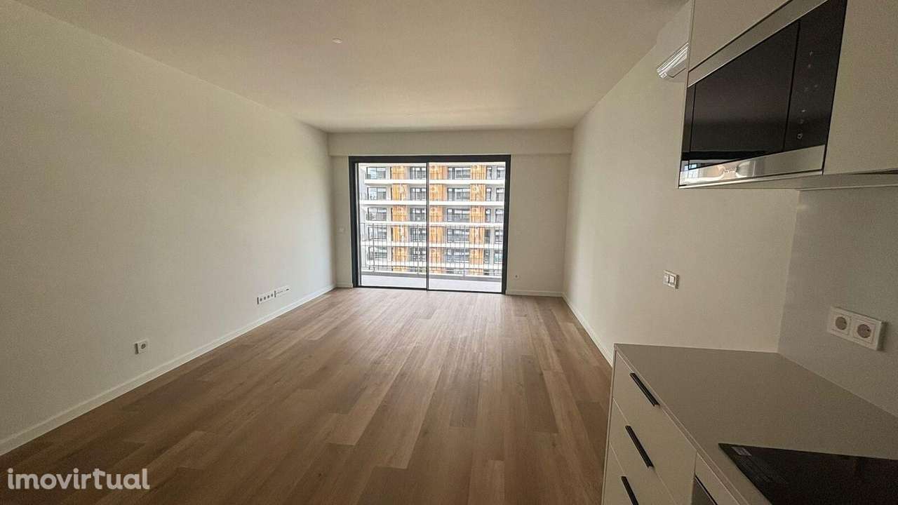 Apartamento T2 com estacionamento, Miraflores, Oeiras - Grande imagem: 4/51