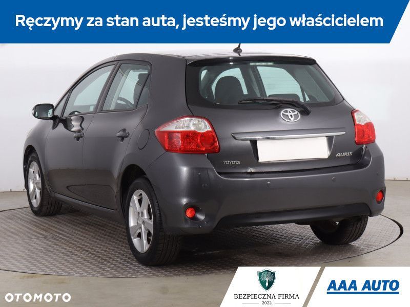 Toyota Auris - 6