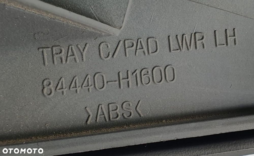 SCHOWEK PÓŁKA HYUNDAI TERRACAN 84440-H1600 - 4