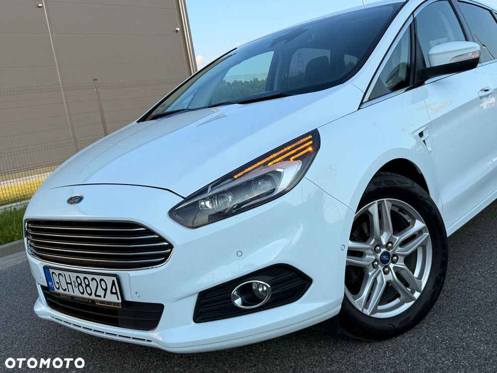 Ford S-Max 2.0 TDCi Titanium - 4