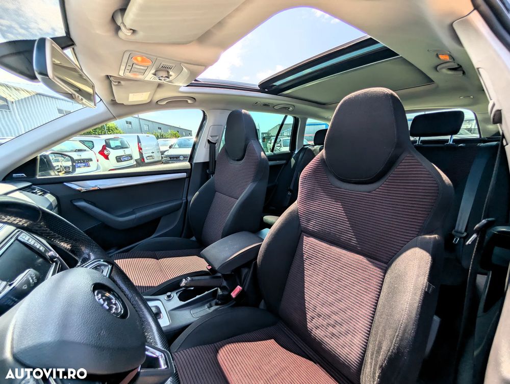 Skoda Octavia 1.6 TDI DSG Style - 16