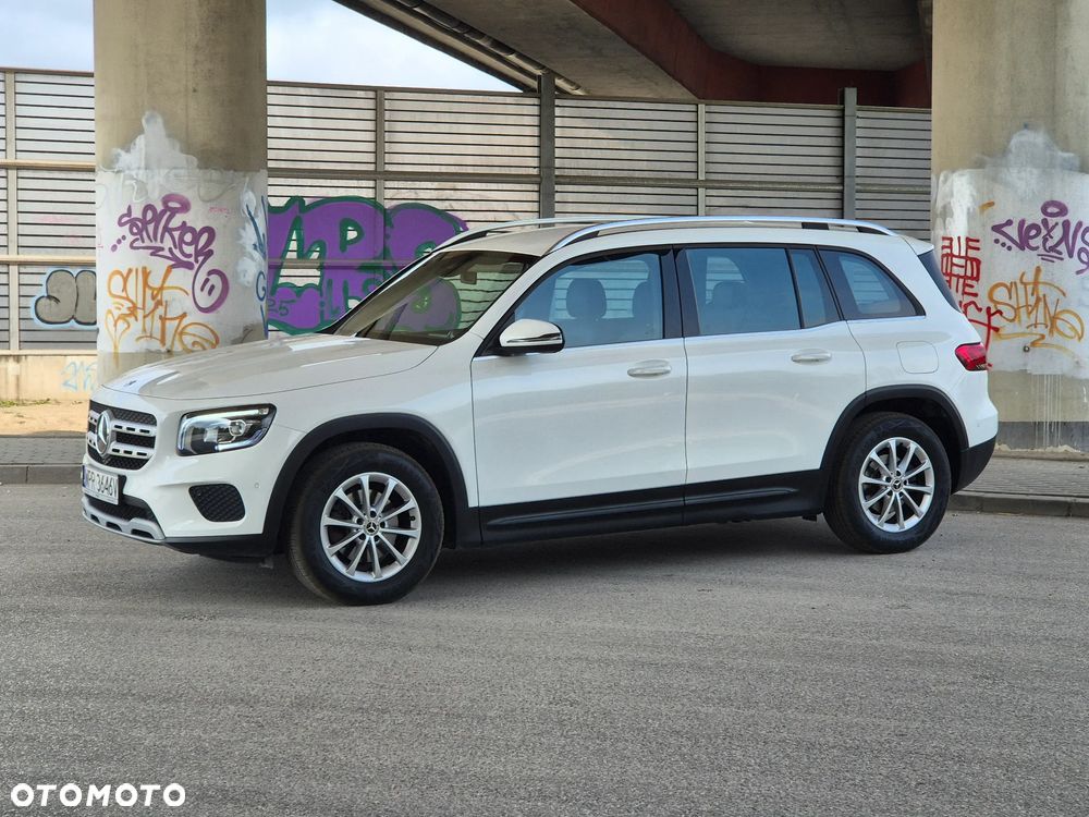 Mercedes-Benz GLB 200 7G-DCT - 11