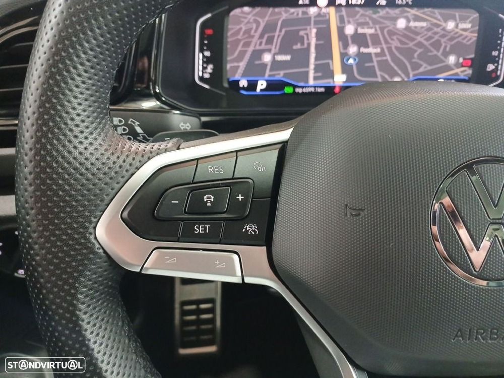 VW T-Roc 1.5 TSI R-Line DSG - 18