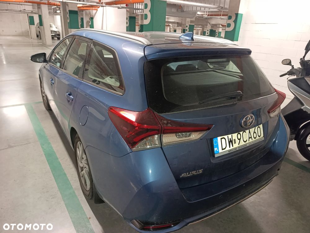 Toyota Auris 1.6 Comfort - 2