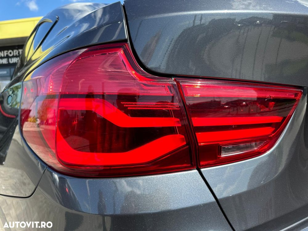 BMW Seria 3 330d AT Sport Line - 15