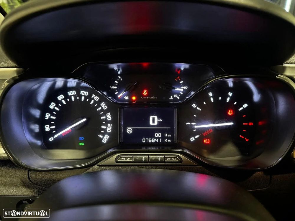 Citroën C3 1.2 PureTech Shine - 17