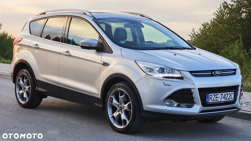 Ford Kuga 2.0 TDCi 4x4 Titanium - 14