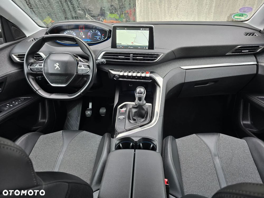 Peugeot 5008 PureTech 130 Allure - 16