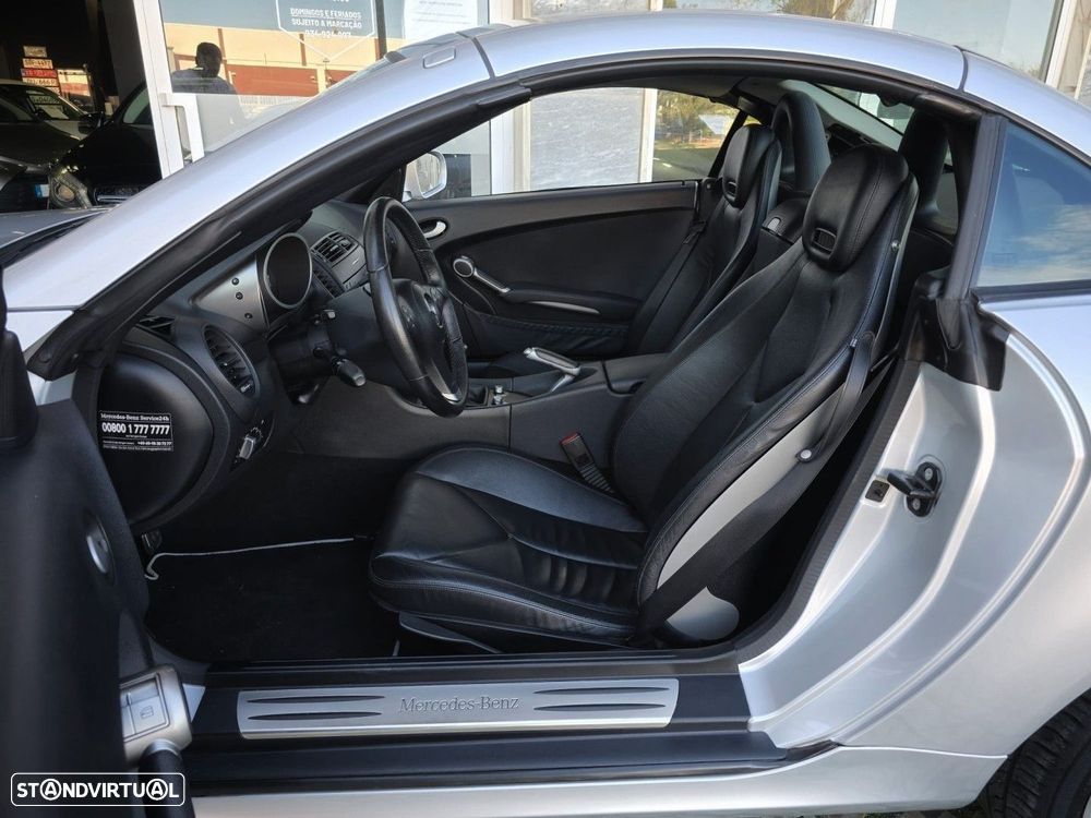 Mercedes-Benz SLK 200 (BlueEFFICIENCY) - 25