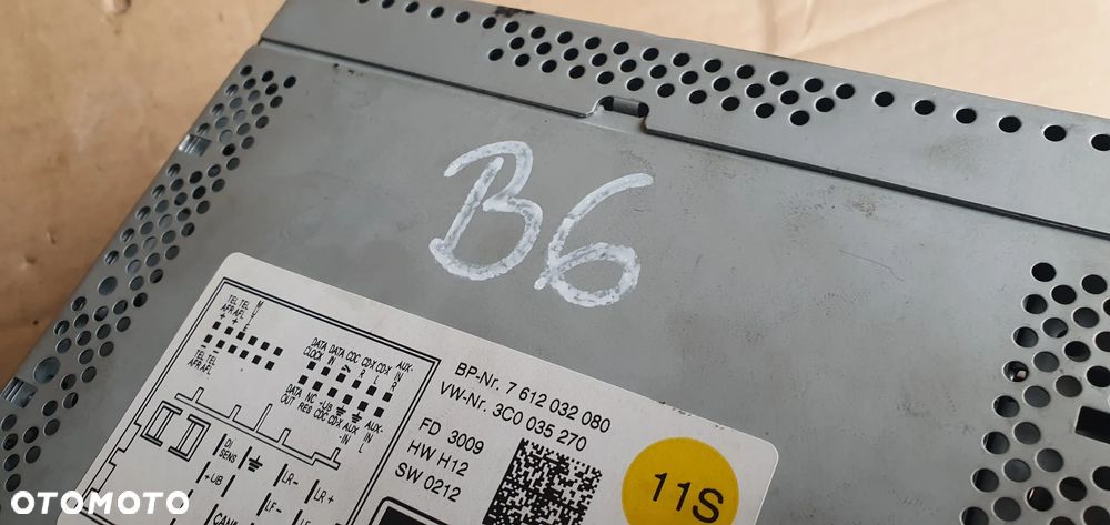 Radio radioodtwarzacz fabryczne VW Passat B6 3C0035270 - 9