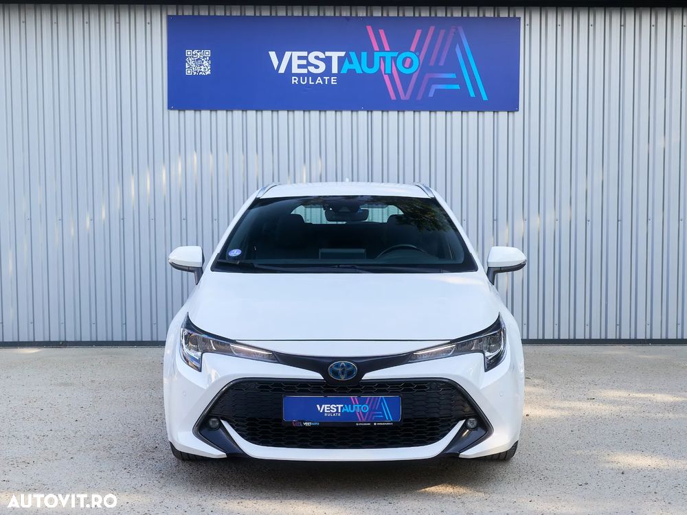 TOYOTA Corolla 2022 — imagine 2