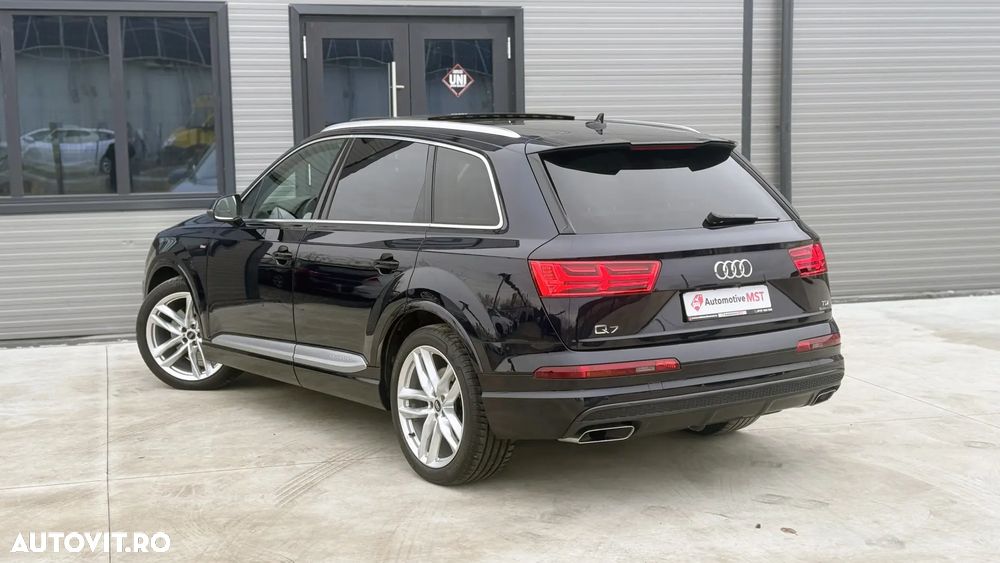 Audi Q7 - 3