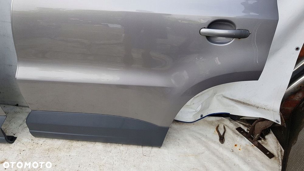 drzwi lewe tylne VW Tiguan LD7S - 2