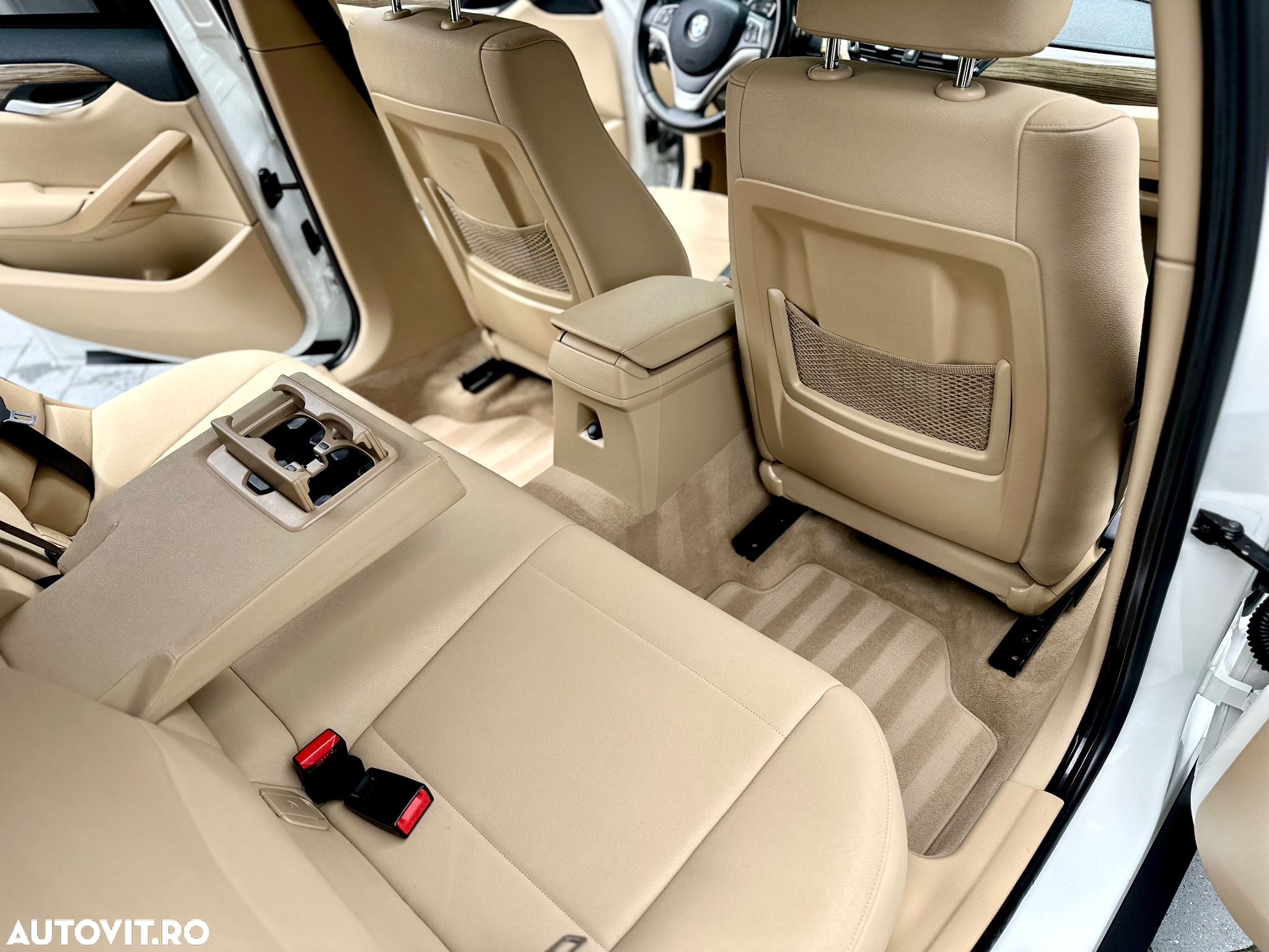 BMW X1 - 12
