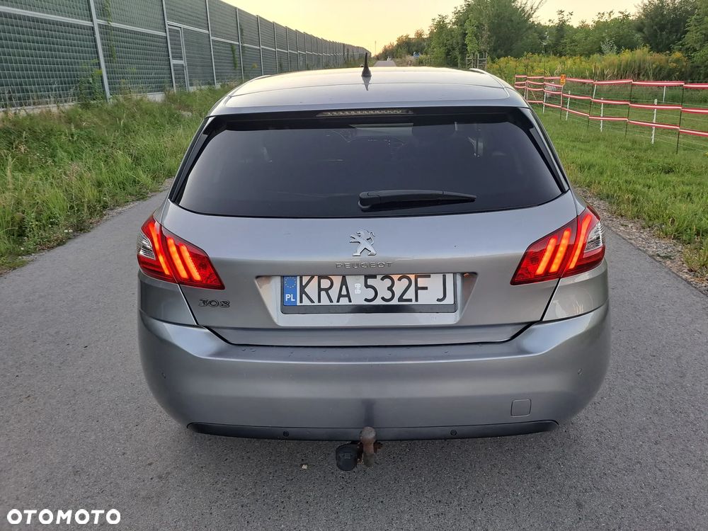 Peugeot 308 - 6